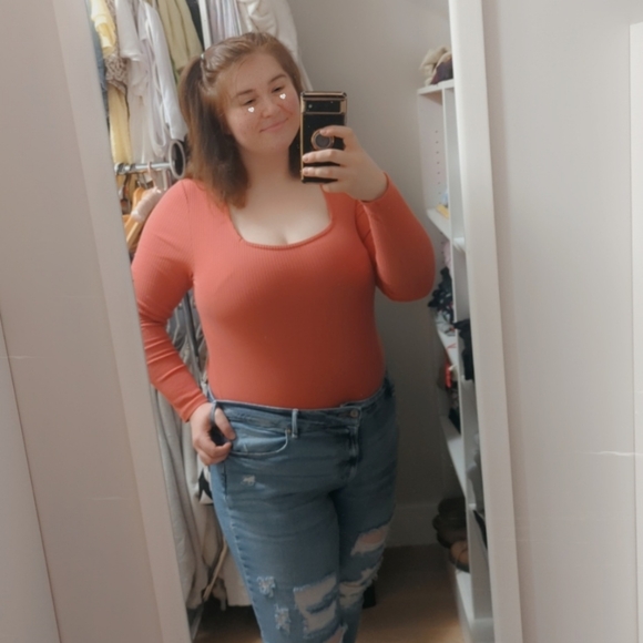 Meet your Posher, Gill - Picture 1 of 1